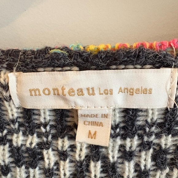 Multicolor Patterned Women's Sweater - Picture 2 of 4